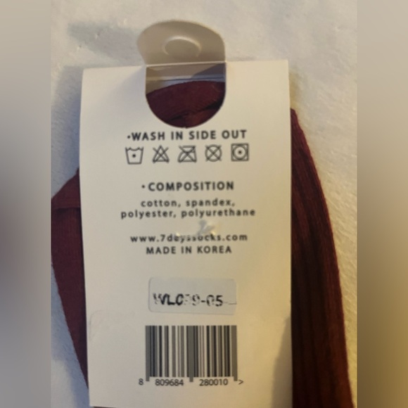 Maroon Ruffle Socks 5-9 - Picture 3 of 4